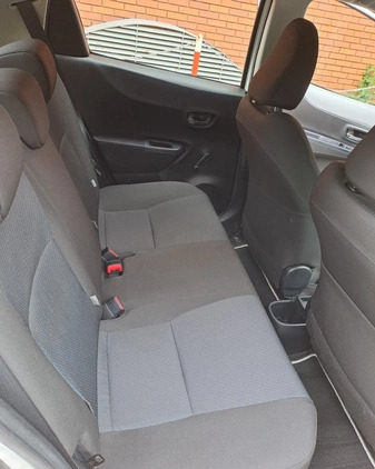 Toyota Yaris cena 32000 przebieg: 174000, rok produkcji 2012 z Warszawa małe 92